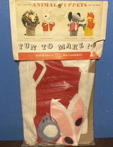 VINTAGE Michael’s Menagerie Animal Hand Puppet - 2 Bunky The Bunny Caft DIY, NEW - Picture 1 of 11