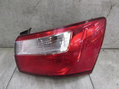 LUZ TRASERA 2014 KIA RIO Rh OEM SDN cuarto montado en panel incandescente Foto 1 de 4