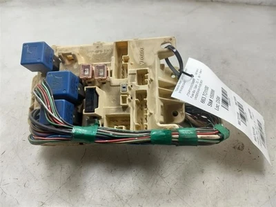 Toyota RAV 1997 4 cabinas caja de fusibles bajo tablero Foto 1 de 4