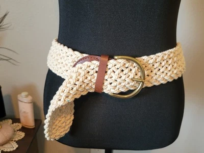Banana Republic Beige Algodón Trenzado Ancho Mediano, Cuero Marrón y Hebilla de Latón, M Foto 1 de 4