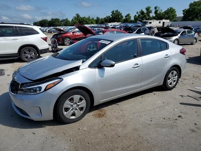 Used Front Center Interior Rear View Mirror fits: 2018 Kia Forte w/o telematics - Image 1 of 4