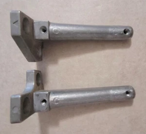 SET OF 2 TV POSTS FOR TV PANASONIC TH-42PX75U TBLA3330 & TBLA3331 ALUMINUM - Picture 1 of 22