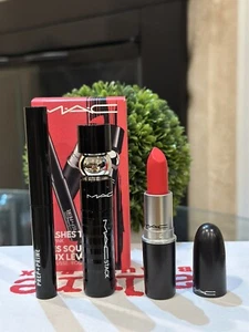 MAC 3-Pc. Lashes To Lips Kit:PINK . NIB. Authentic. - Picture 1 of 4