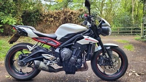 Triumph Street Triple 765 R /Delivery/PX Available - Picture 1 of 22