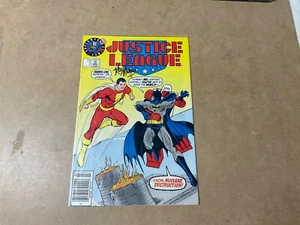 Justice League (1987) #3  YELLOW newsstand test cover Superman logo..autographed - Picture 1 of 5