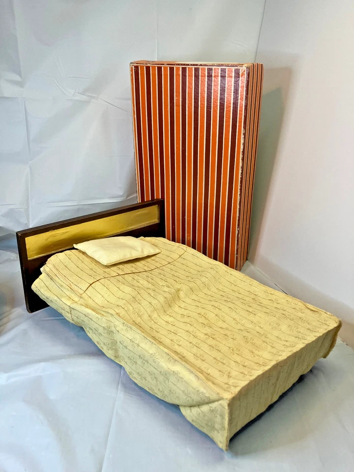 Cama y ropa de cama de madera moderna Mattel MCM de colección 1958 original Caja #813 Pre Barbie Japón Foto 1 de 4