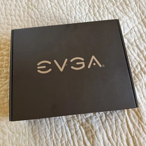 EVGA SuperNova 750 G5 80 Plus Gold 750W Fully Modular Power Supply... - Afbeelding 1 van 3