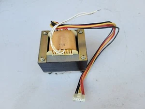 Transformador de potencia 50/60 Hz Pri: 120V seg: 20V, 10V, 10V, g122 - Imagen 1 de 3