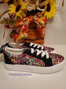 Zapatos Super Mario ~ Nintendo ~ "Game Over" Lona Baja Negra ~ Talla 4 *NUEVOS * - Imagen 1 de 7