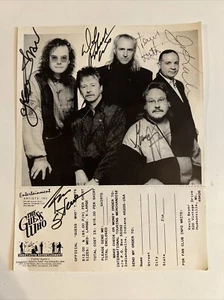 THE GUESS WHO BAND SIGNED 7x8 PHOTO WITH 6 SIGNATURES AUTOS + VINTAGE TICKET - Picture 1 of 9