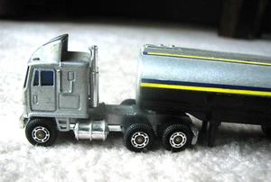 SHINSEI Mini GMC Tanker Tandem Truck Gulf Silver 1/128 Scale Diecast Model Hong - Picture 1 of 7