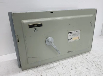 Interruptor de placa de panel fusible GE THFP365 SIN hardware 400A 600V QMR 400 amperios QMR365 Foto 1 de 4