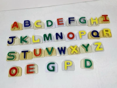 Leap Frog Magnetic Fridge Phonics Alphabet Upper Case Letters Complete Set 26 - Image 1 of 3
