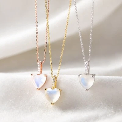 Colar pingente de pedra da lua natural em forma de coração com corrente de prata esterlina 925 - Imagem 1 de 4