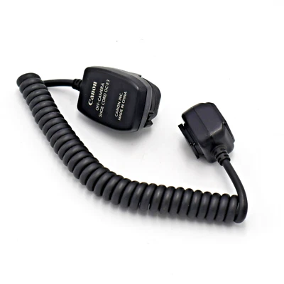 Canon OC-E3 Off-Camera Shoe Cord - 401 - Image 1 of 2