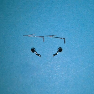 Corgi Vanguards VA048 VA480 Austin Morris 1300 Traveller Mirrors + Wipers A2.6 - Picture 1 of 1