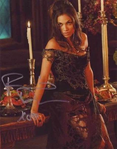 Rosario Dawson Inperson AUTHENTISCH handsigniertes Foto Echtheitszertifikat Percy Jackson SHA #84039 - Bild 1 von 2