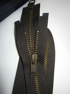 (7,80 € / Stück) 2 x 2 Wege Teilbare Metall Reißverschlüsse YKK 100cm (YKK100DBR - Picture 1 of 1
