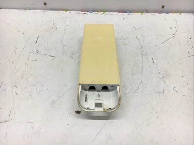 Ubiquiti Nanostation NSM5 2.4GHz NSM5 13dBi  NO COVER - Image 1 of 4