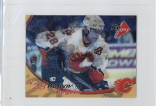 2005-06 Replay Cards NHL Replay Robyn Regehr #3