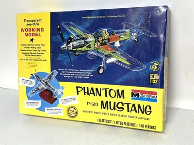 Monograma P-51D Phantom Mustang Modelo de Avión Transparente Funcionamiento 1:32 85-0067 Foto 1 de 4