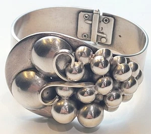 Vintage Art Nouveau Deco Sterling Silver 64 Gram Grape Wide Hinged Bracelet - Picture 1 of 6
