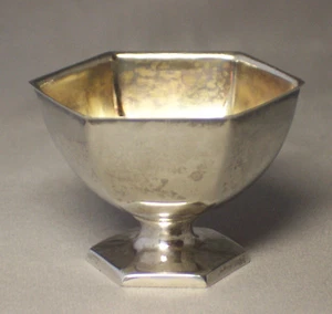 ANTIQUE STERLING SILVER ROGER WILLIAMS 6-SIDED SALT CELLAR PEDESTAL c.1900-1913 - Picture 1 of 5