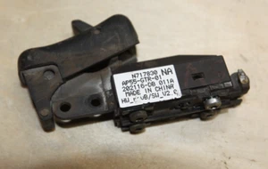 INTERRUPTOR DEWALT PARA AMOLADORA ANGULAR DCG418 y DCG414 FLEXVOLT 60V - Imagen 1 de 2
