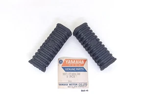 Yamaha RD XS TX YR1 YR2 R5 DS6 XS1 AS3 Footrest Rubber NOS 307-27433-00 - Picture 1 of 5