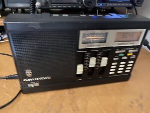 Grundig Satellite 300 Radio  functional