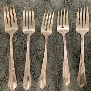 5 Antique SILVER PLATED Forks 1881 WM A Rogers/ Oneida~Meadowbrook - Picture 1 of 3