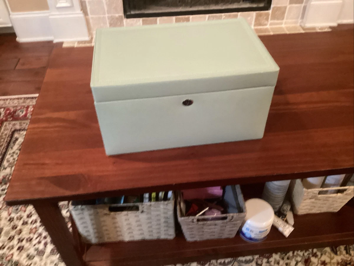 Pottery Barn McKenna Jewelry Box 新品未使用品 Pottery Barn McKenna Jewelry Box 新品未使用品 インテリア小物