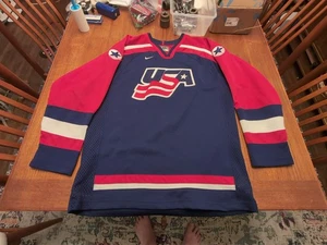 Maglia Hockey Vintage 2002 NIKE USA Olimpiadi Invernali Uomo Taglia XL Cucita Autentica - Foto 1 di 9
