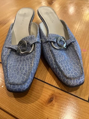 Aerosoles Lolly Light Blue Leather Kitten Heel Mules Womens 8.5 - Image 1 of 4