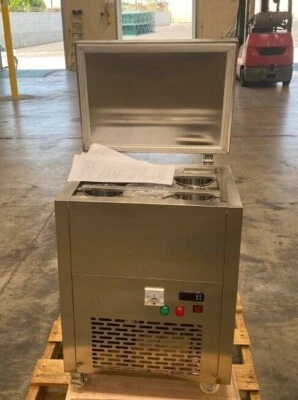 COOLER DEPOT NEW Shaved Ice Maker Machine Commercial Ice Snow Cone Model SI2 *Makes 6 Blocks*