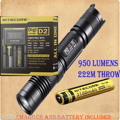 Torcia LED Nitcore P12 Cree XM-L2 - con caricatore digitale D2 e NL188 3100mAh 18650 - Immagine 1 di 4