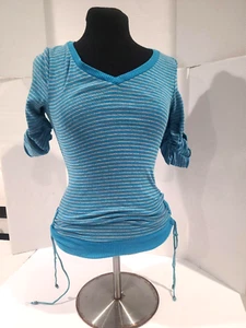 Women's blue & gray stretchy shirt size S. - Picture 1 of 9