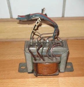 Ausgangstrafo / Transformator ATR 11 aus Loewe Opta Bella 700W - Röhrenradio - Bild 1 von 2