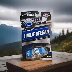 NASCAR AUTHENTICS ๐.. HAILIE DEEGAN.. 2023 WAVE 09.. DONNE IN AUTO NASCAR #13 - Foto 1 di 4