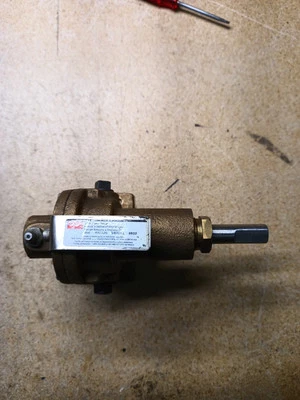 Cabezal de bomba de engranaje rotativo DAYTON 4KHG5, 1/4 pulg., 1/4 HP 4KHG5 Foto 1 de 2