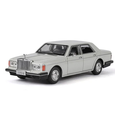 1:32 Diecast Vehicle Rolls-Royce Silver Spur Vintage Car Model Toy Collection - Image 1 of 4