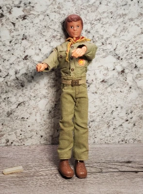 Boneco de ação vintage 1974 Kenner Steve Scout BSA Boy Scouts brinquedo 9" - Imagem 1 de 4