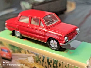 VINTAGE ZAZ 968 A16 ZAPOROZHETS METAL CAR ORIGINAL BOX CCCP 1:43 USSR CCCP RUSIA - Picture 1 of 24