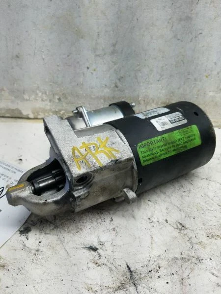 Стартерный двигатель 6-191 подходит для 83-91 6000 1013556 - Изображение 1 из 4