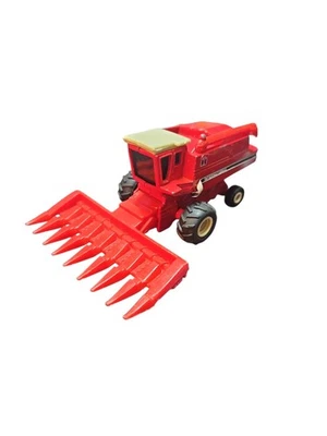 IH COMBINE WITH 8 ROW CORN HEAD DIECAST-1/80-GOOD-LOOSE-ERTL - Image 1 of 4
