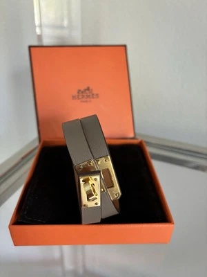*NEW* Hermes Kelly Double Tour Bracelet Leather Mini Etoupe / Gold Size T2 - Image 1 of 4