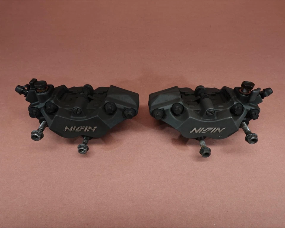 Pinza de freno delantera derecha izquierda honda cb900 cb 900 2002-2007 Foto 1 de 4