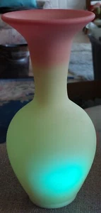 EARLY MINT CONDITION 1970-74 FENTON BURMESE URANIUM GLASS TALL VASE - Picture 1 of 18