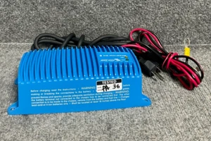 Victron Energy Blue Smart IP67 Akkuladegerät Modell 2418 110-120V in blauer Farbe - Bild 1 von 13