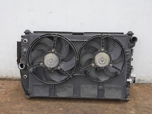 1997 - 2002 Jaguar Xk8 Coupe 4.0 L Radiator Electric Motor Fan Assembly Oem - Picture 1 of 8
